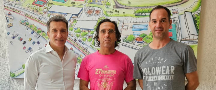 Kiko León visitando UNICAMP de Brasil